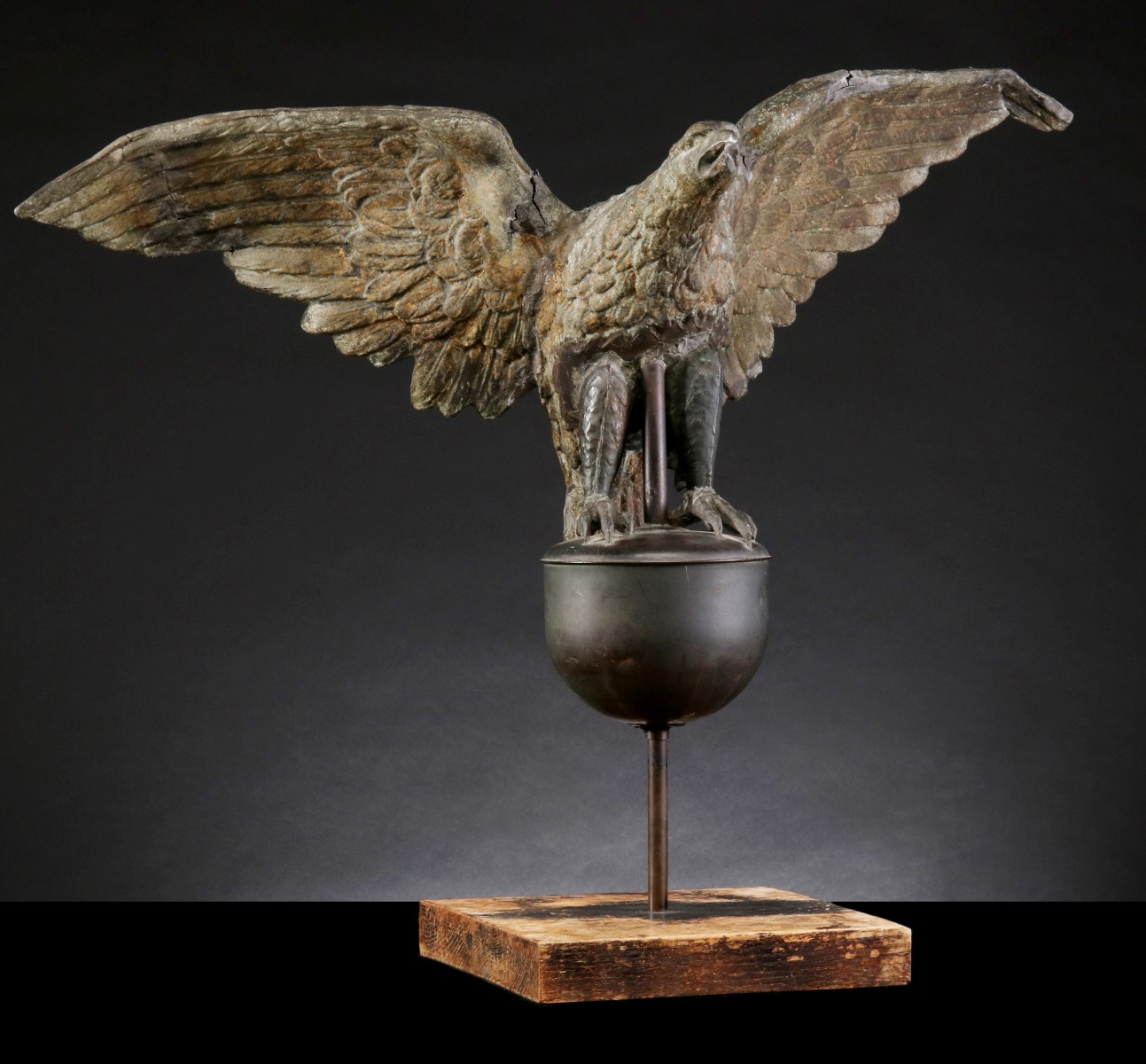 A LATE 18TH TO EARLY 19TH CENTURY EAGLE WEATHERVANE