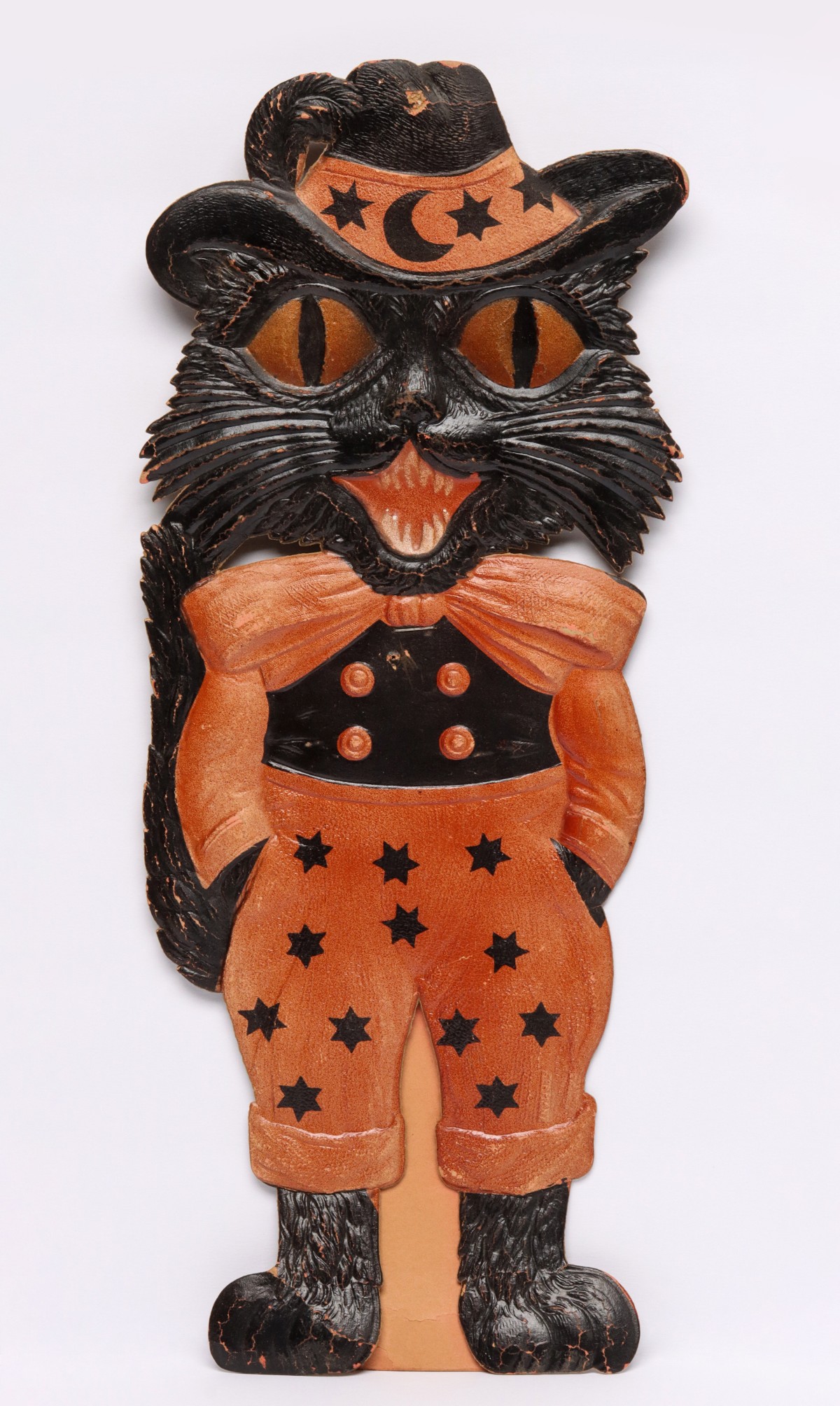 DIE-CUT EMBOSSED HALLOWEEN DECORATIONS MKD GERMANY