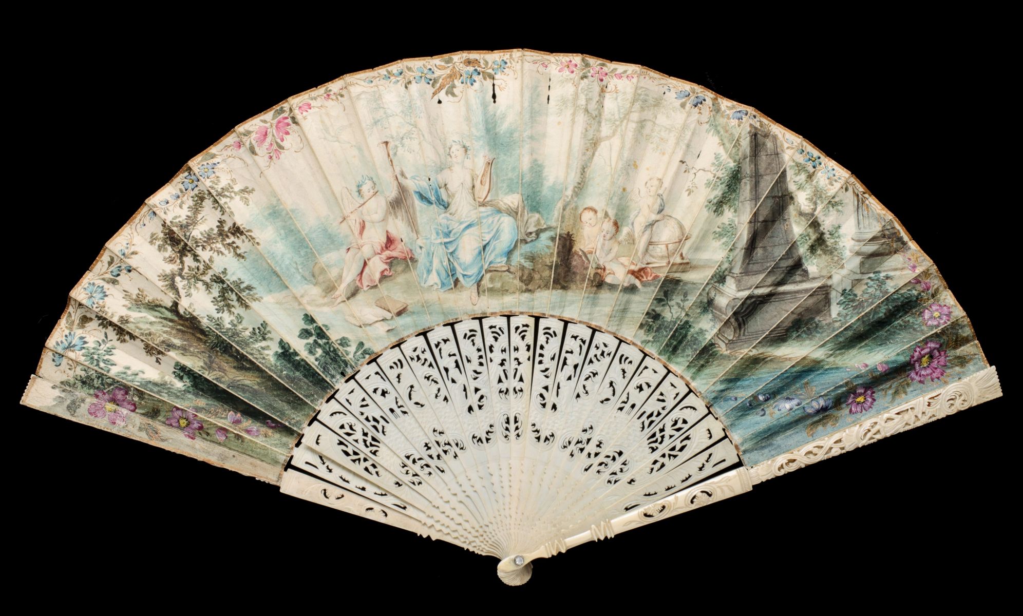 AN EARLY 19C. DOUBLE SCENE HAND FAN W/ FIGURAL STICKS