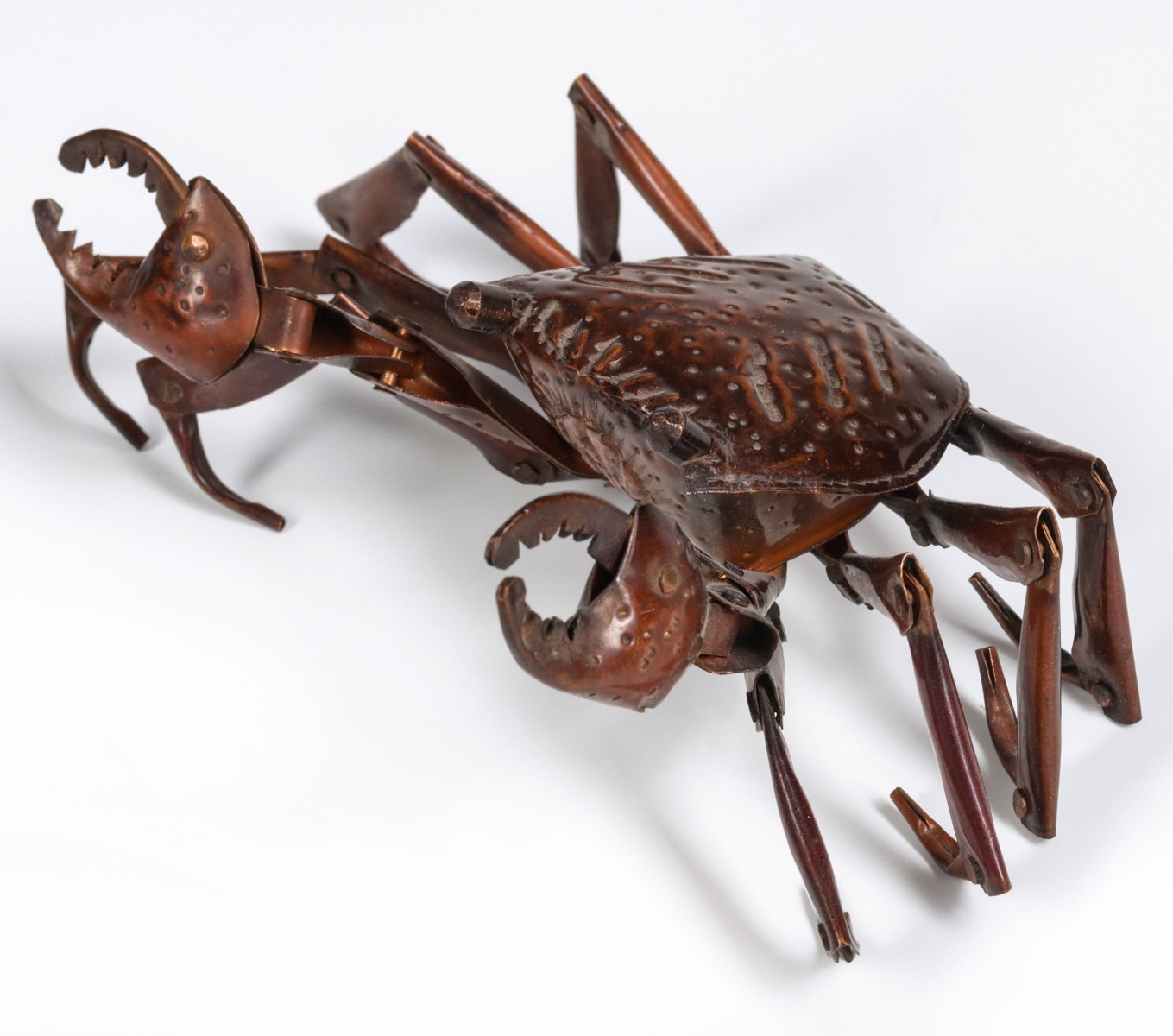 A 20TH C. JAPANESE RIVETED ARTICULATED FIGURE OF A CRAB