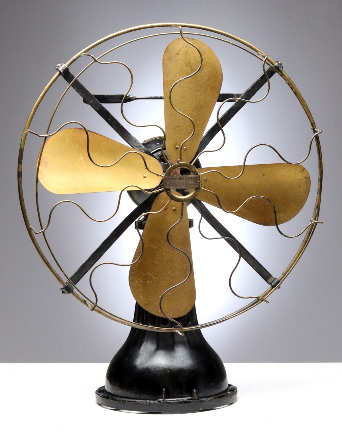 A RARE LAKE BREEZE MOTOR COMPANY ALCOHOL POWERED FAN