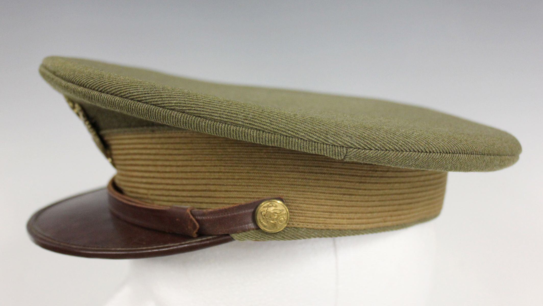 US ARMY WWI HELMET AND OFFICER VISOR CAP