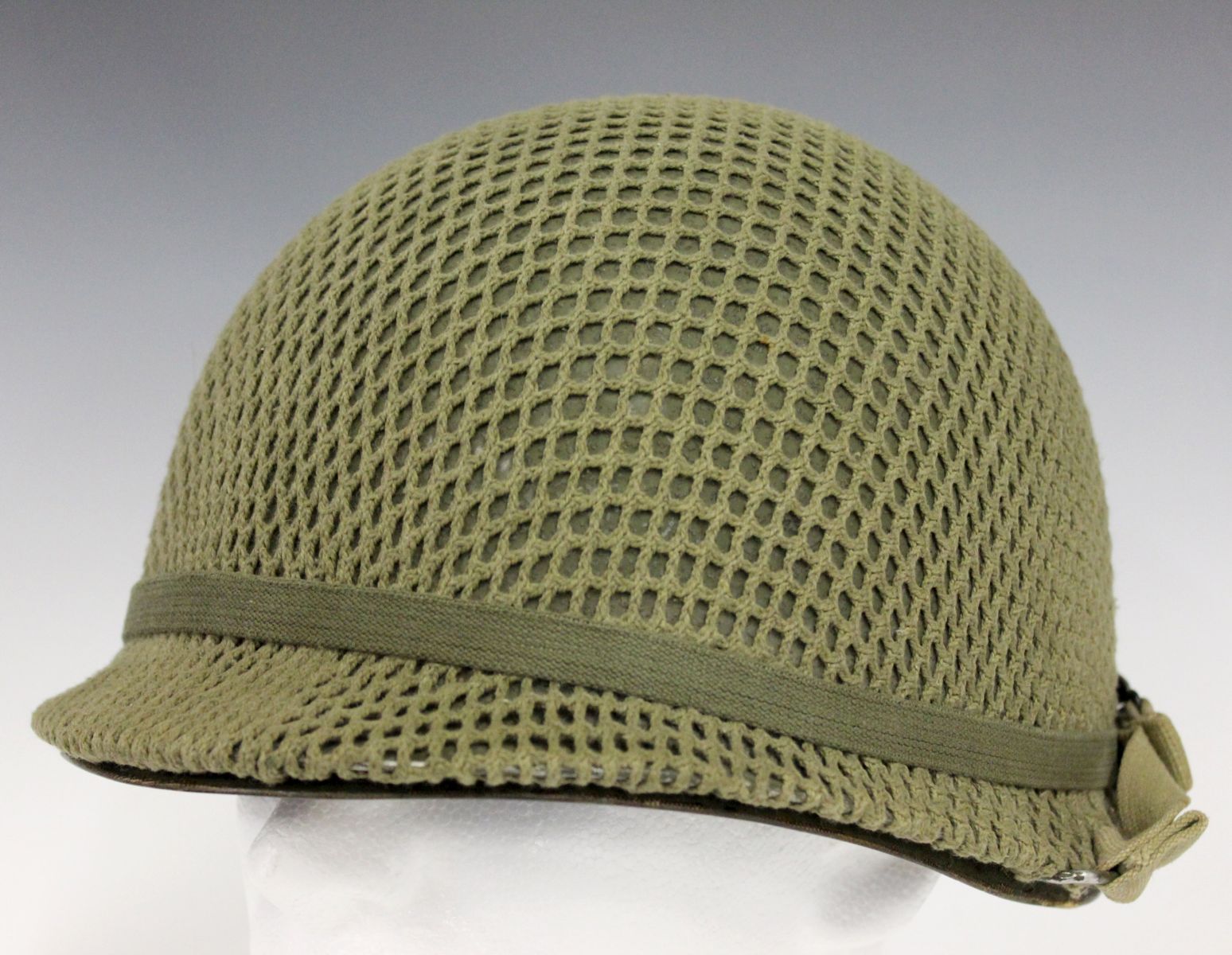 US ARMY M-1 HELMET WITH LINER AND NETTING