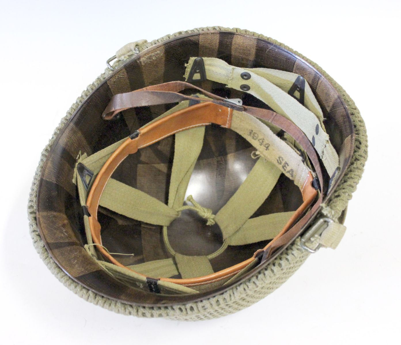 US ARMY M-1 HELMET WITH LINER AND NETTING