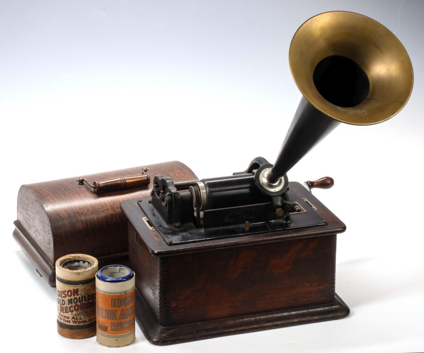 A CIRCA 1900 EDISON STANDARD CYLINDER PHONOGRAPH