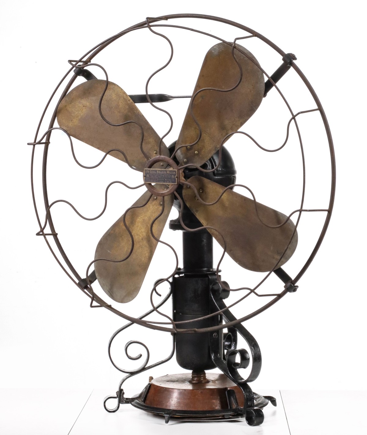 A RARE EARLY 20C. LAKE BREEZE HEAT POWERED TABLE FAN