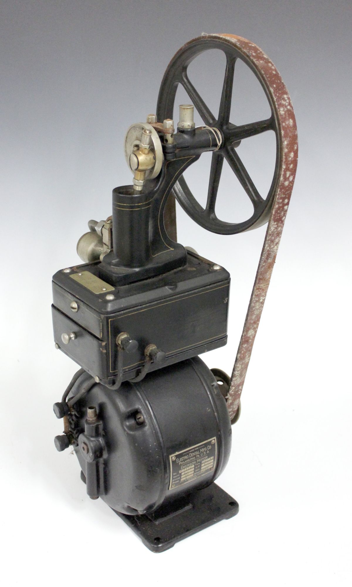 A CIRCA 1915 DENTAL COMPRESSOR WITH EARLY EMERSON MOTOR