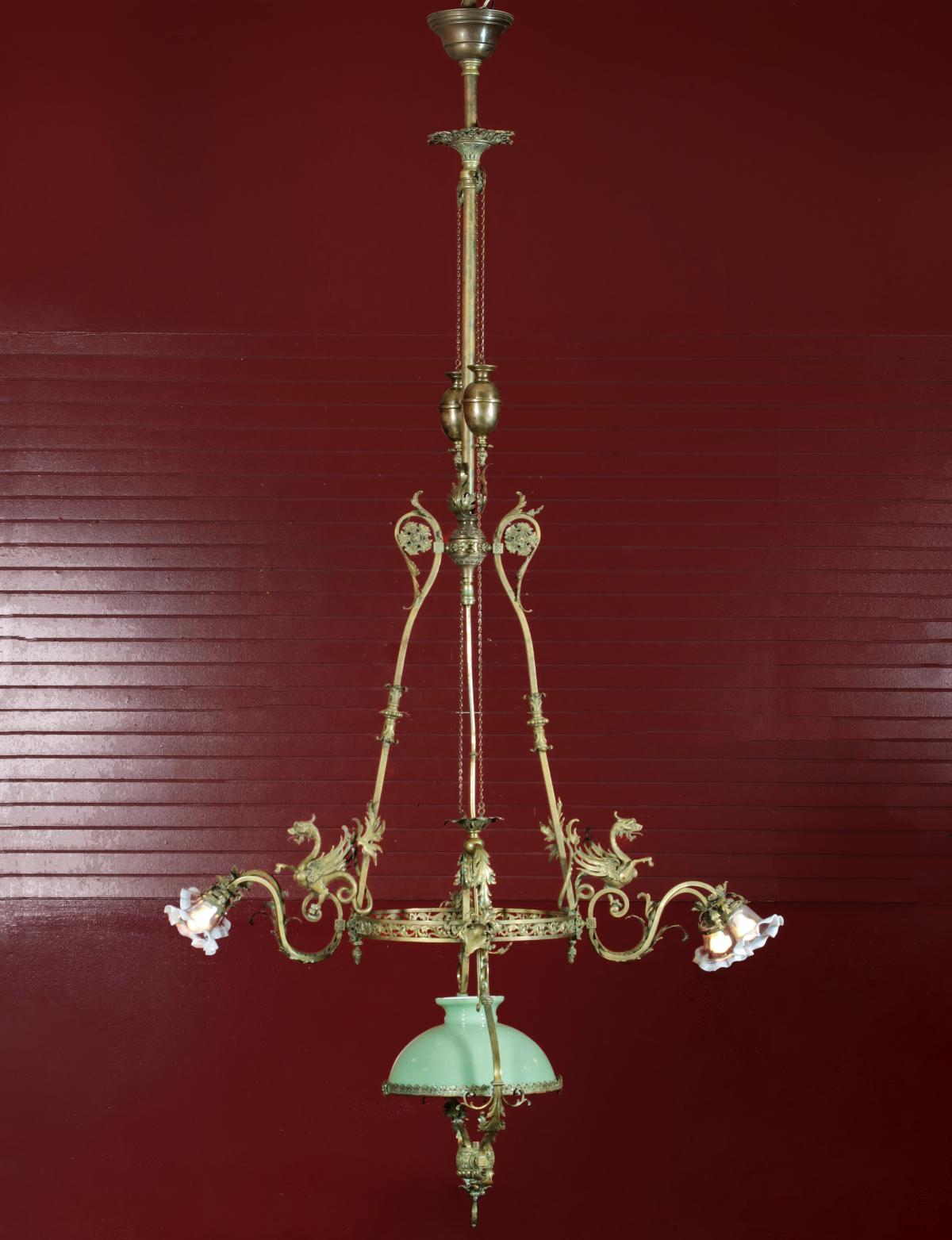 A MONUMENTAL 19TH CENT BRONZE CHANDELIER WITH GRIFFINS