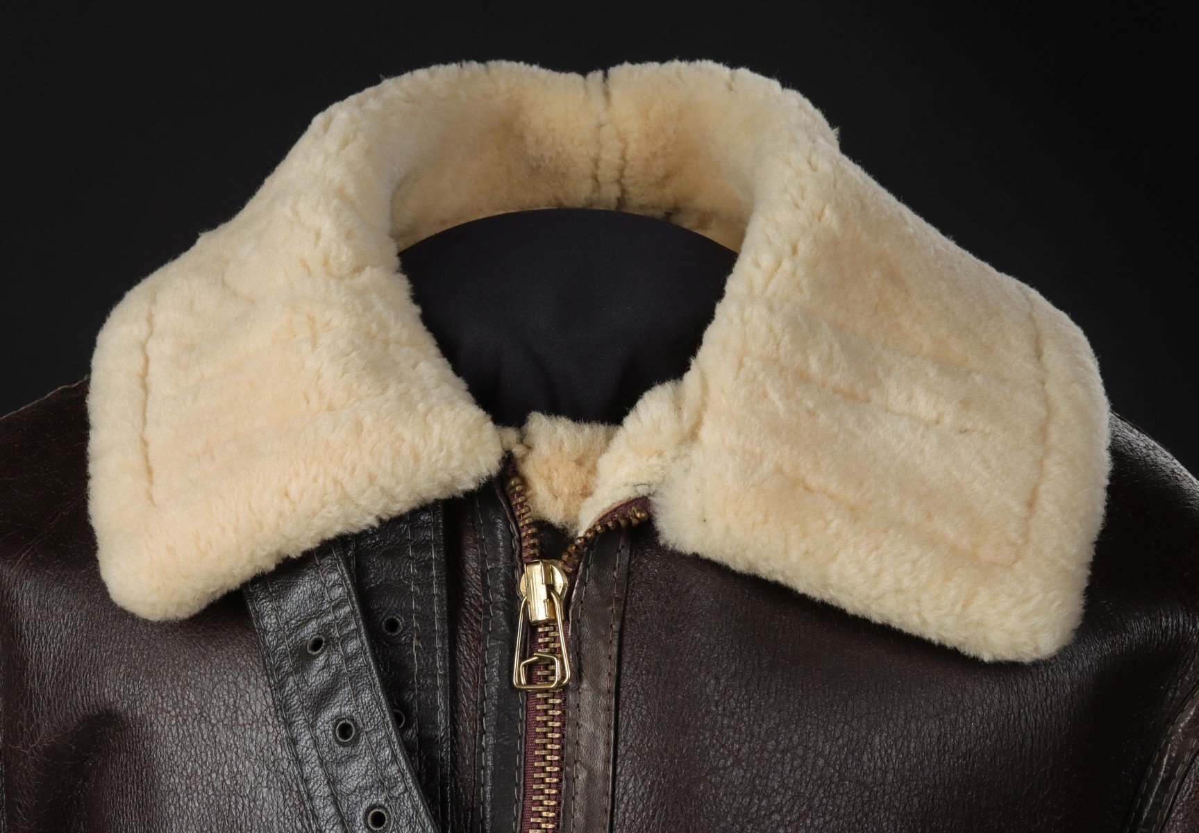 AN AVIREX LTD B-3 TYPE SHEARLING AVIATOR JACKET