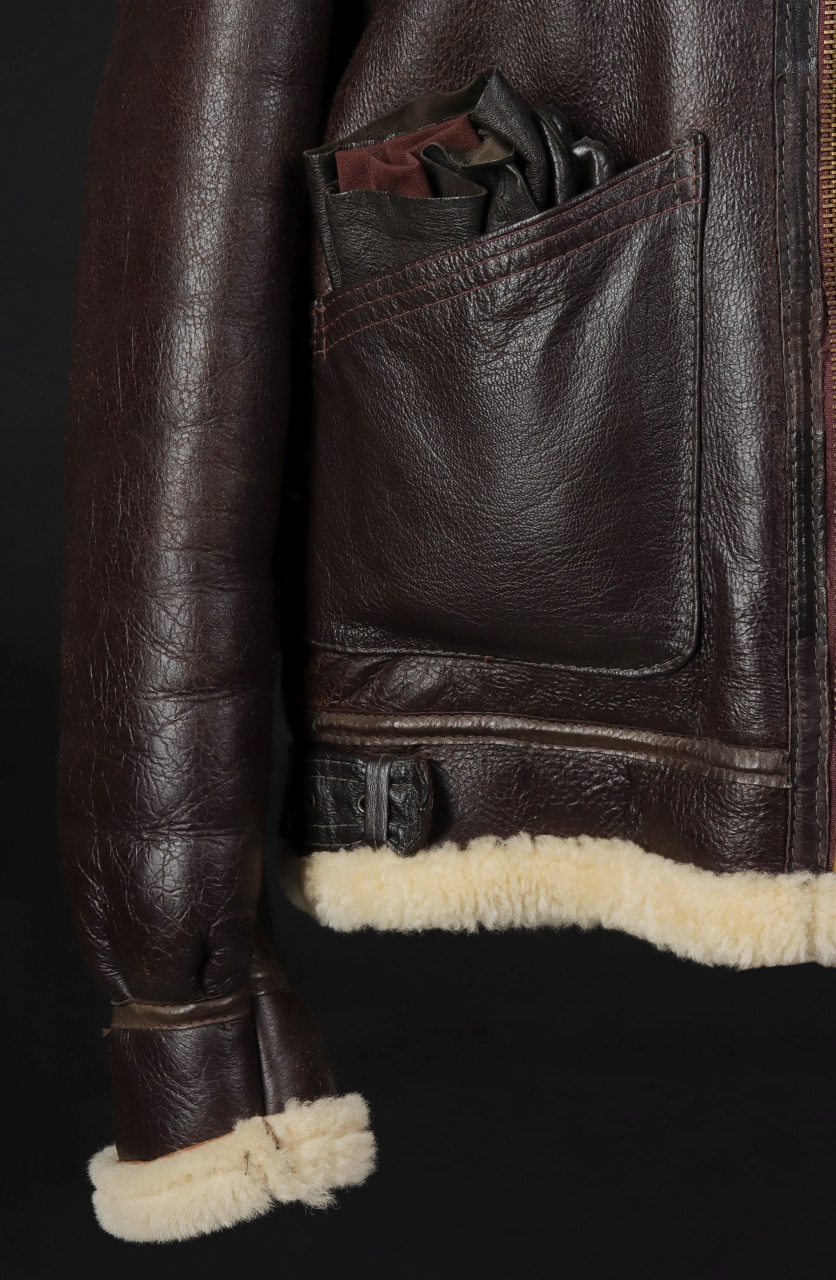 AN AVIREX LTD B-3 TYPE SHEARLING AVIATOR JACKET