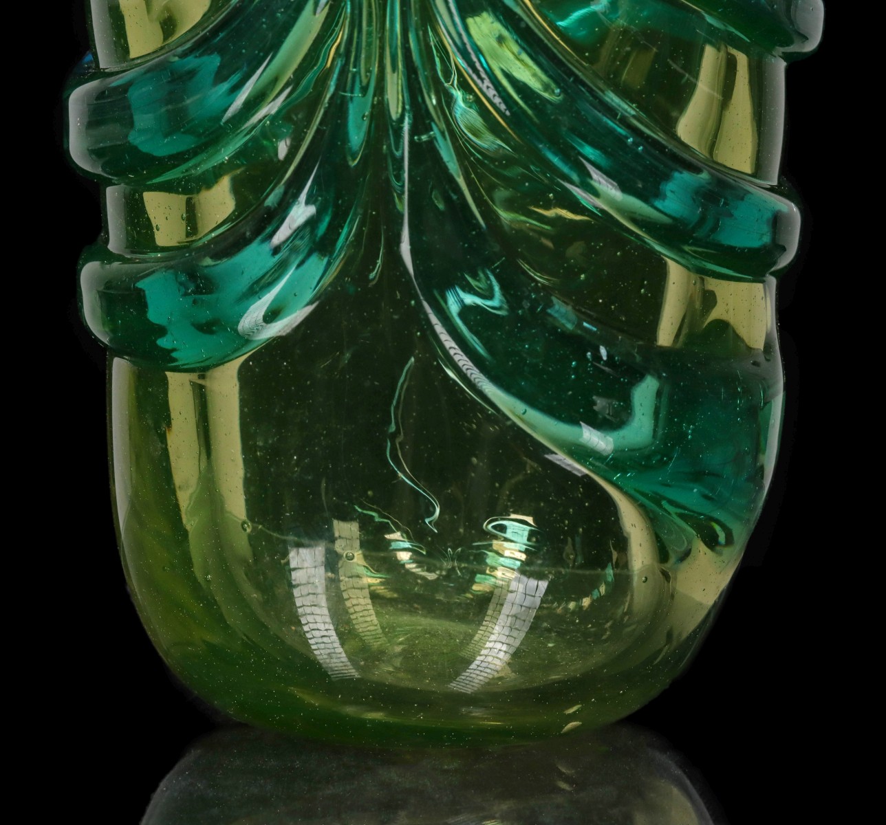 A RARE SHELDON CAREY (1911-2000) STUDIO GLASS VASE