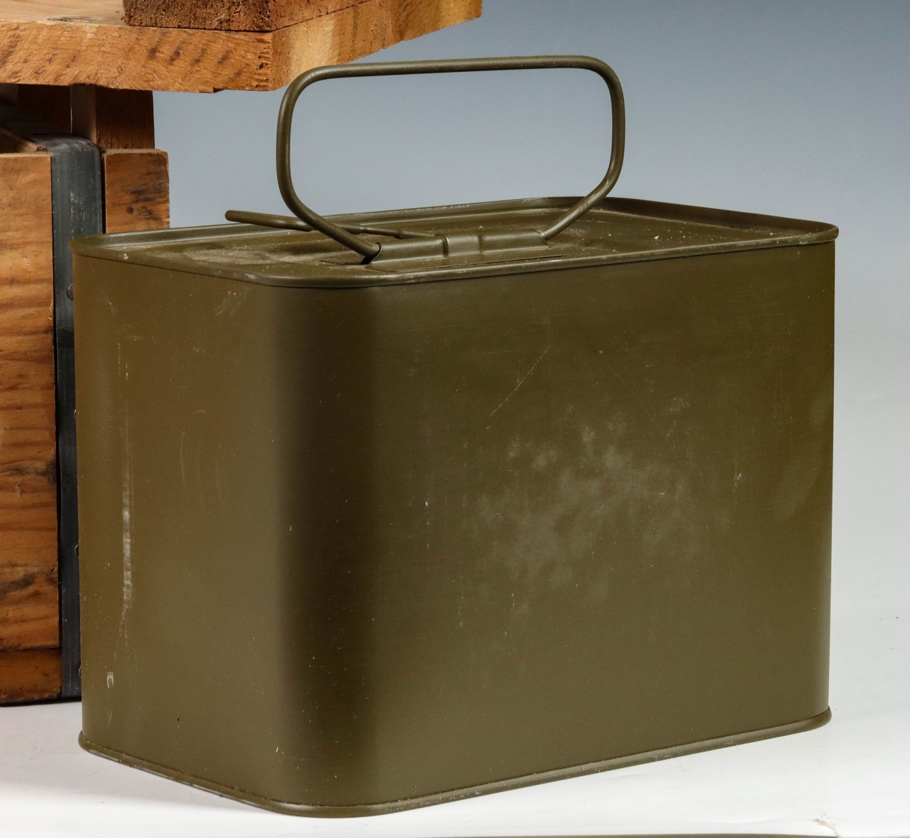 WOOD CRATE OF TWO CAL .30 M2 BANDOLEER SEALED SPAM CANS