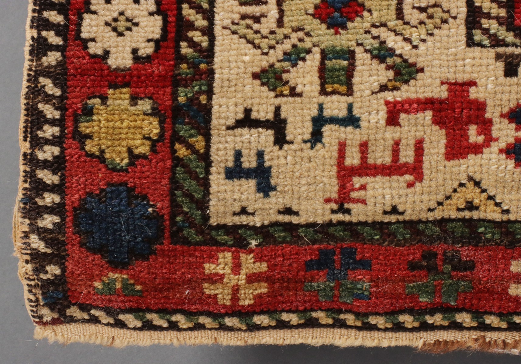 A GOOD 19TH CENTURY SHIRVAN CAUCASIAN RUG