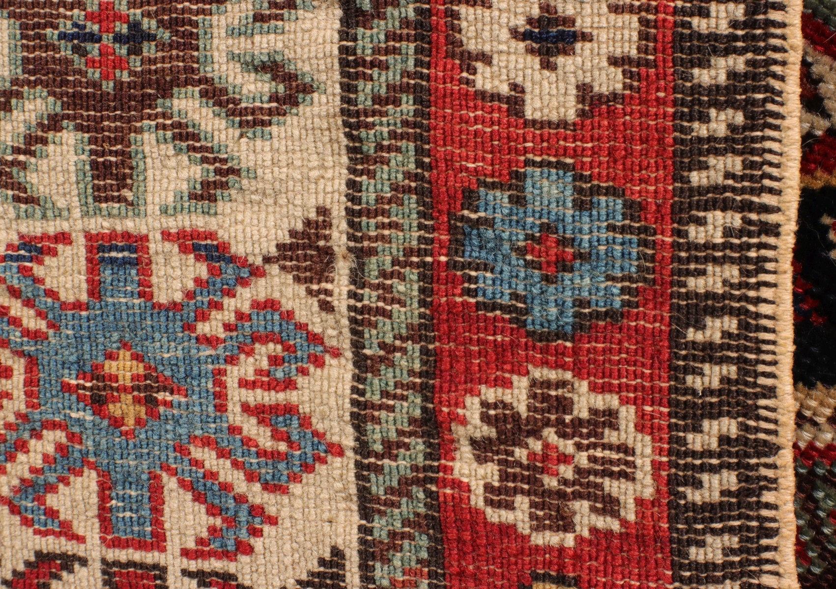 A GOOD 19TH CENTURY SHIRVAN CAUCASIAN RUG