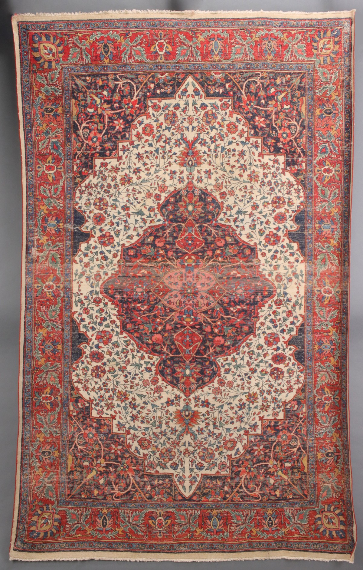 A NORTHERN PERSIA BIDJAR RUG WITH MEDALLION C. 1910