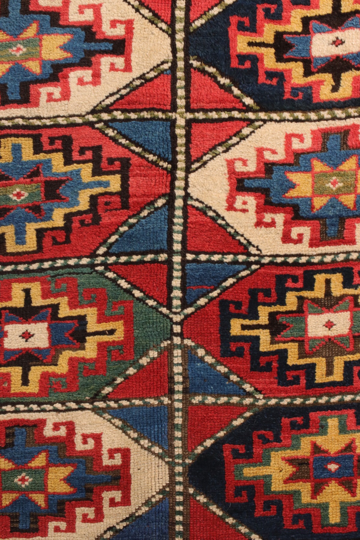 AN ANTIQUE MOGHAN CAUCASIAN LONG RUN CARPET CIRCA 1890