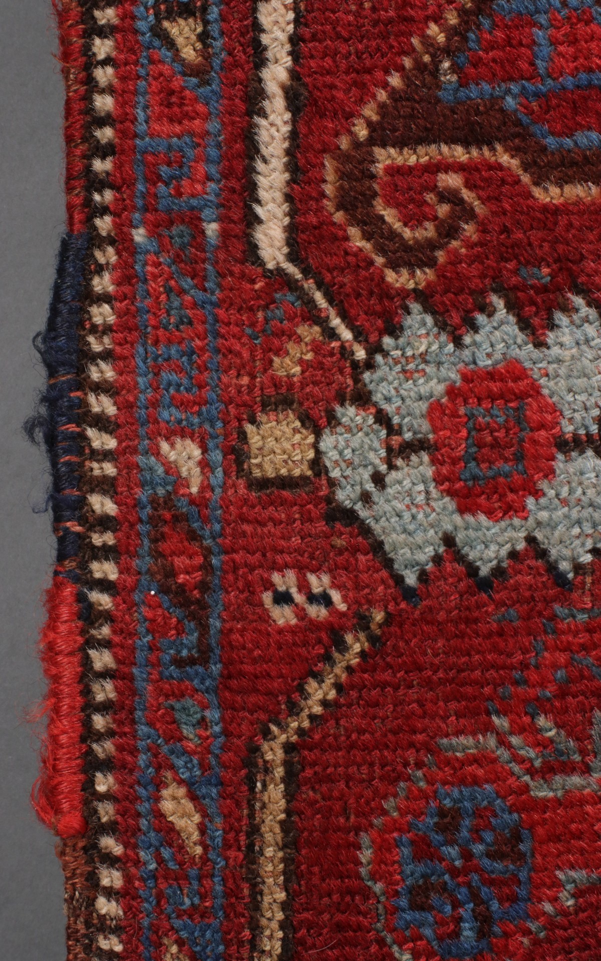 A SOUTHWEST PERSIAN KAMSEH AREA RUG CIRCA 1890