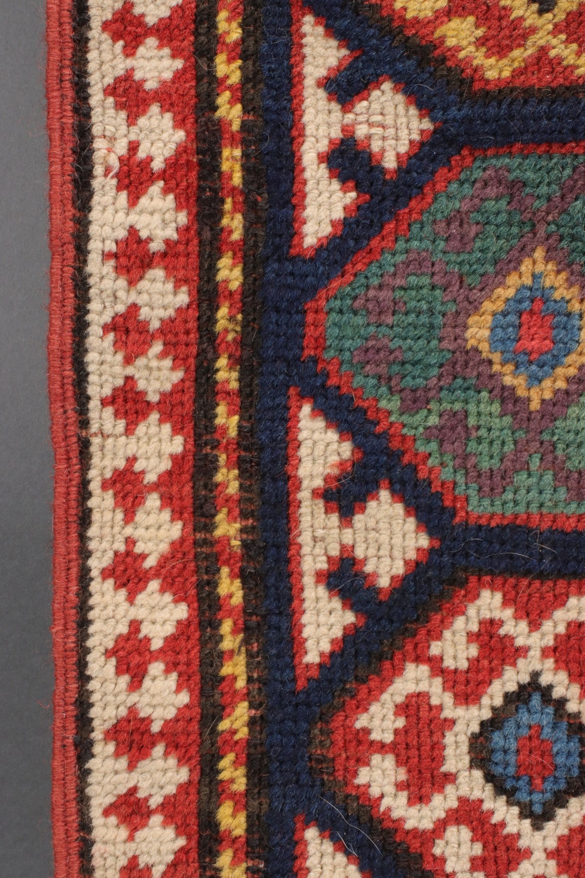 AN ANTIQUE MOGHAN CAUCASIAN LONG RUN CARPET CIRCA 1880