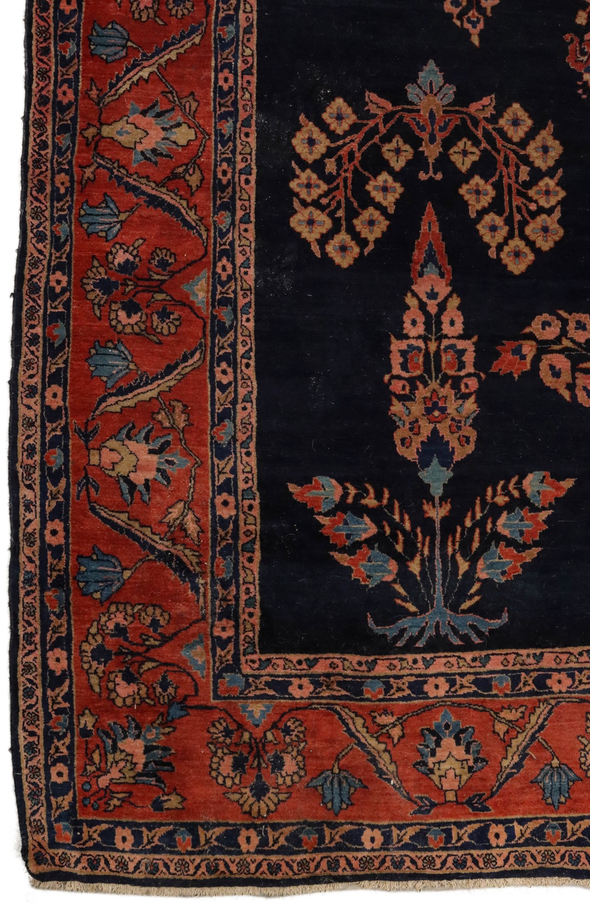 A SPACIOUS JEWEL TONE SAROUK CARPET CIRCA 1910