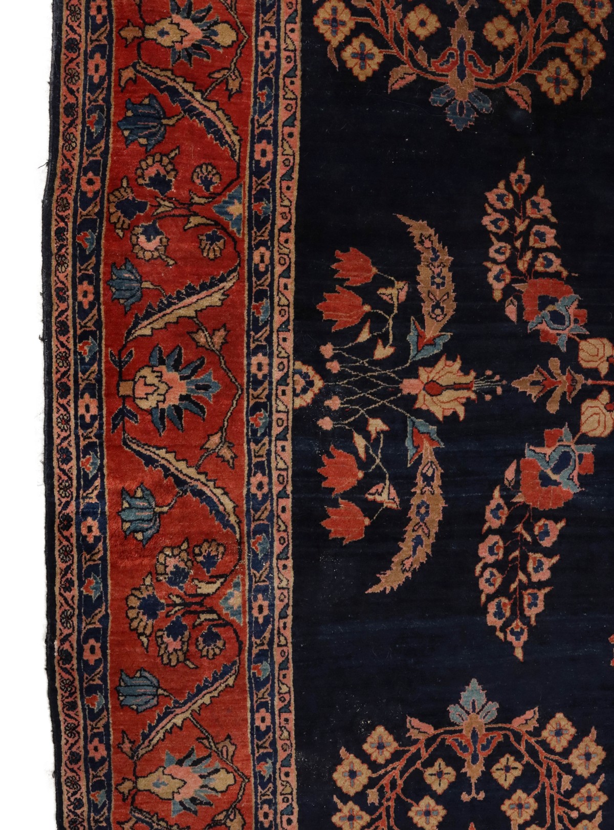 A SPACIOUS JEWEL TONE SAROUK CARPET CIRCA 1910