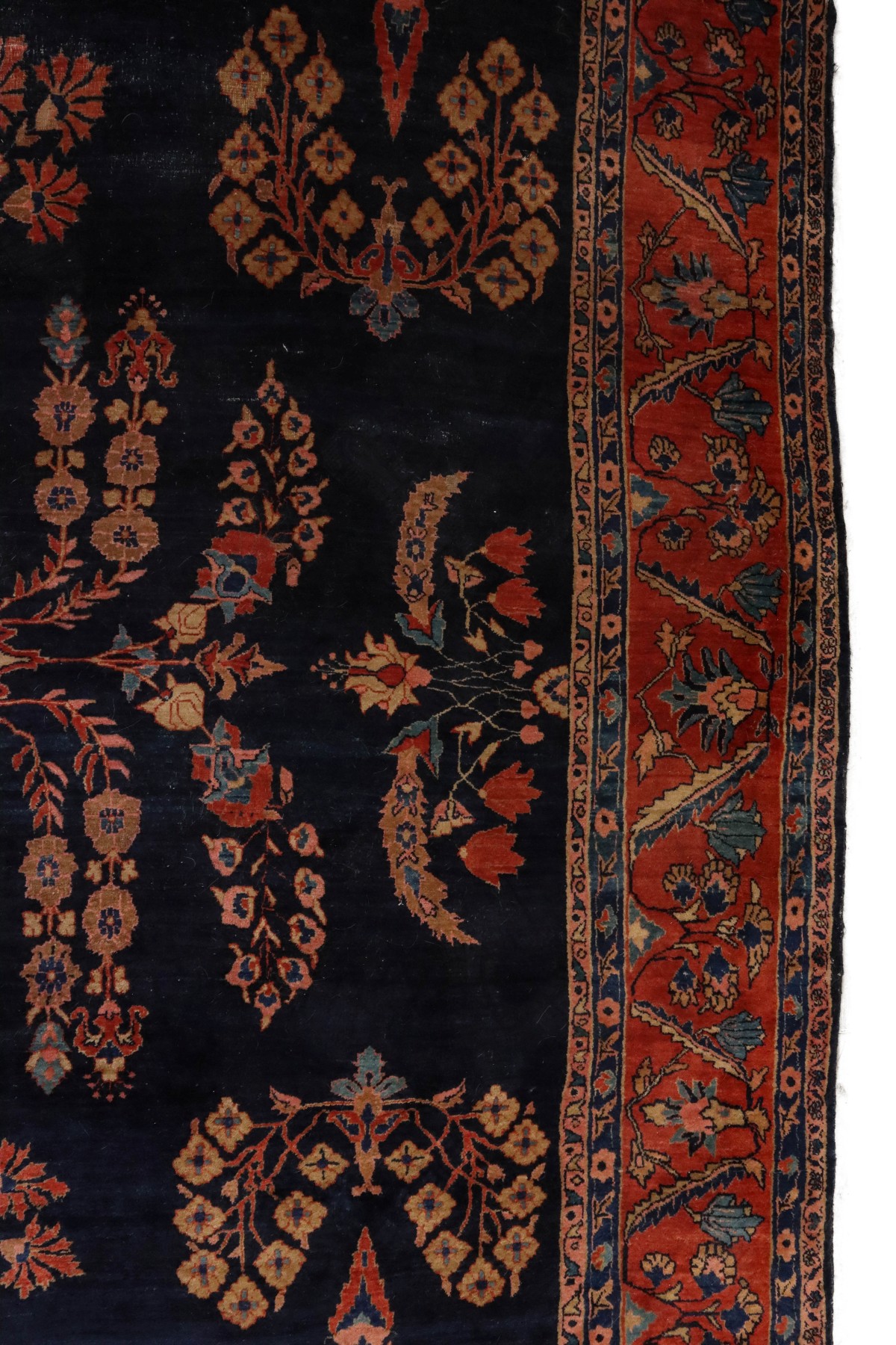 A SPACIOUS JEWEL TONE SAROUK CARPET CIRCA 1910