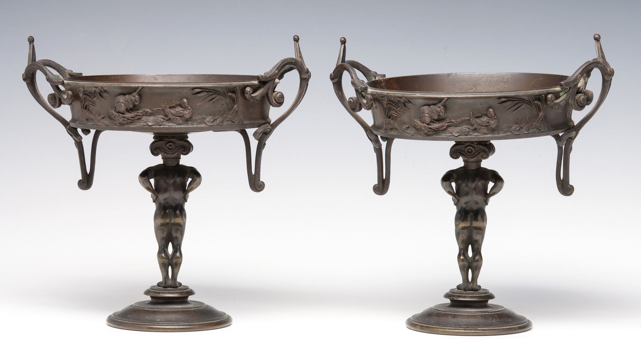 A PAIR EARLY 20TH CENTURY FIGURAL MALE BRONZE TAZZA