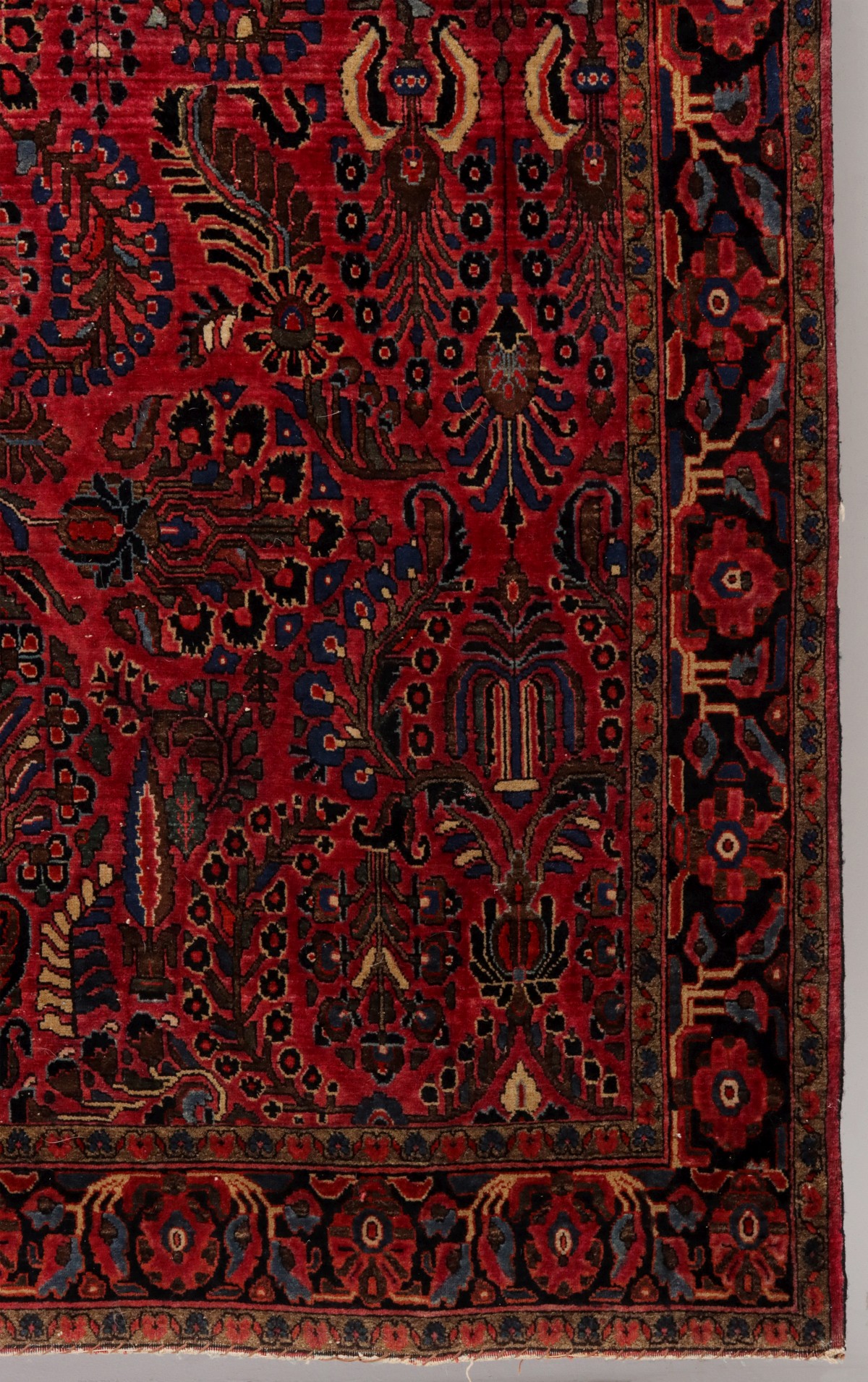 A JEWEL COLOR PERSIAN SAROUK CARPET CIRCA 1920