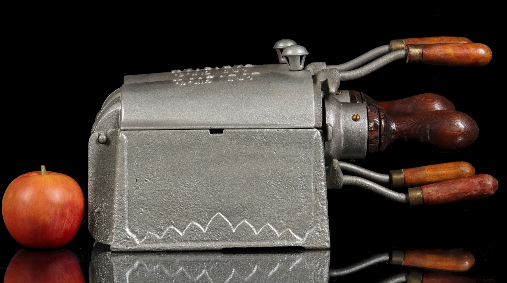 A PARISIAN CAST IRON ICE CREAM CONE MAKER CINN. OHIO