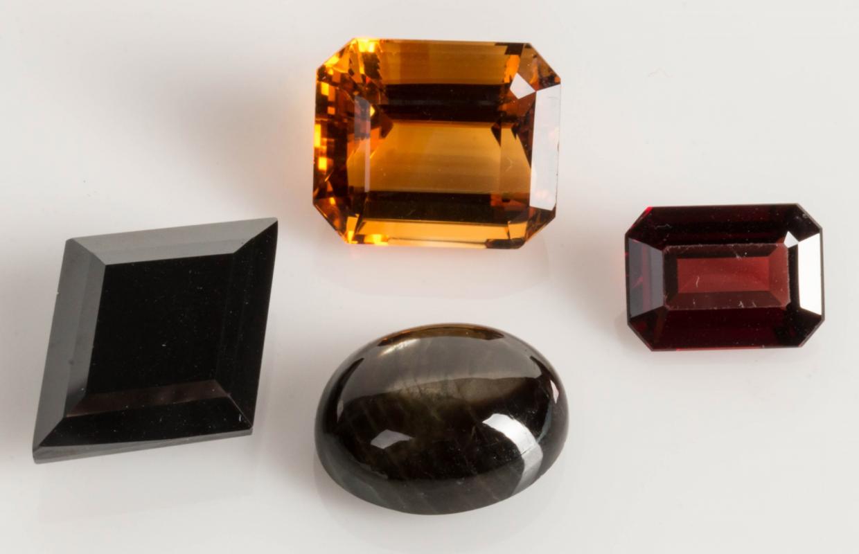 CITRINE, ALMONDITE GARNETAND HEMATITE GEMSTONES