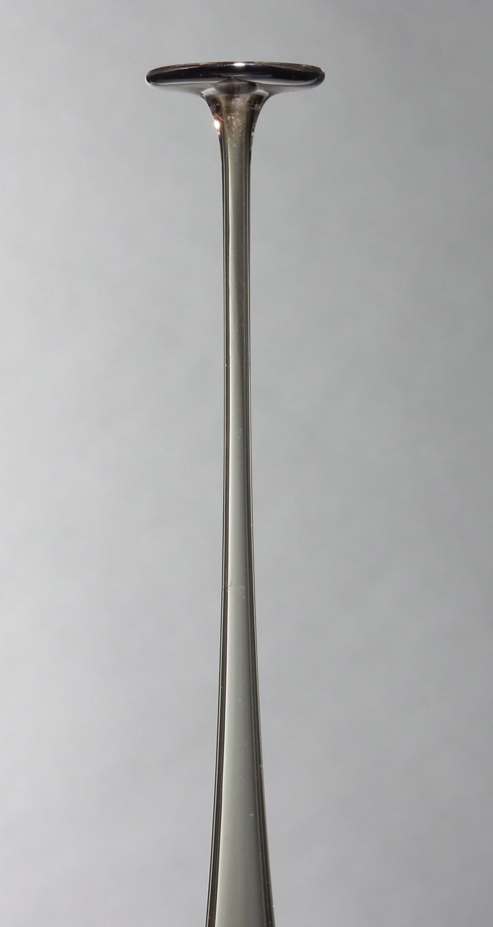 A VERY FINE NILS LANDBERG VASE FOR ORREFORS C. 1960