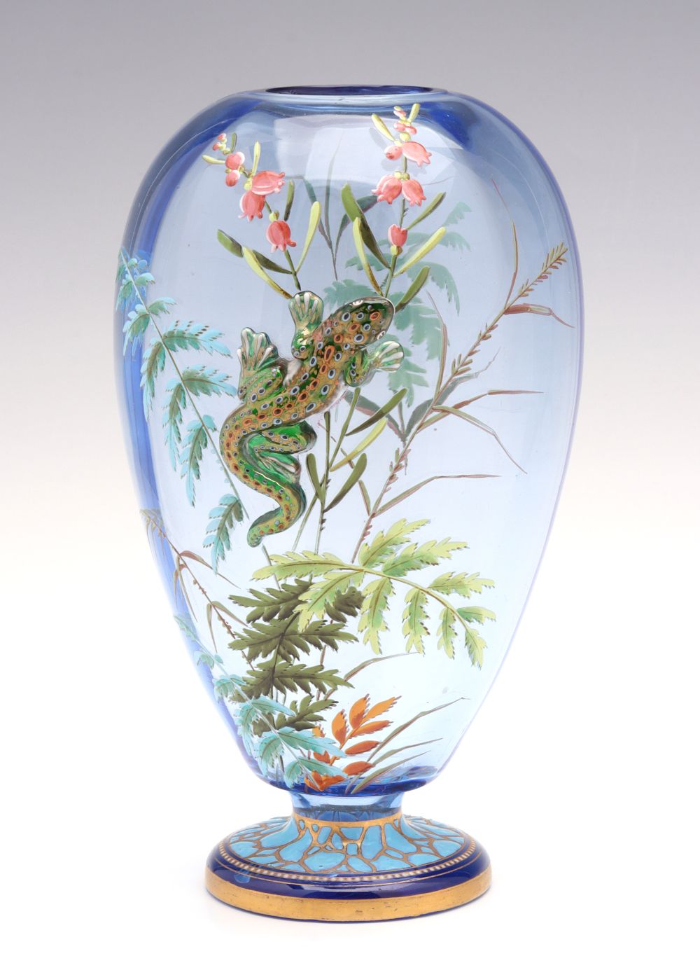A MOSER 19C. ART GLASS VASE WITH APPLIED SALAMANDER