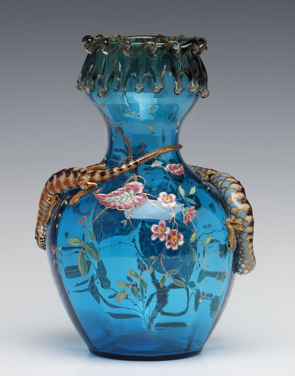 A LARGE BLUE MOSER ART GLASS URN WITH ENAMELED LIZARDS