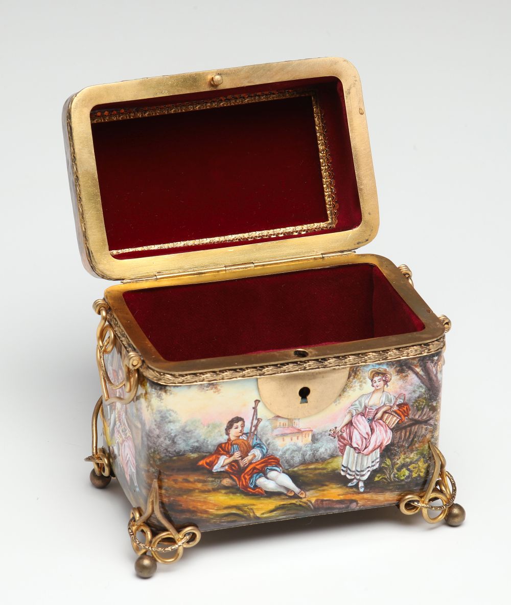 CIRCA 1900 VIENNESE ENAMEL DRESSER BOX WITH FIVE SCENES