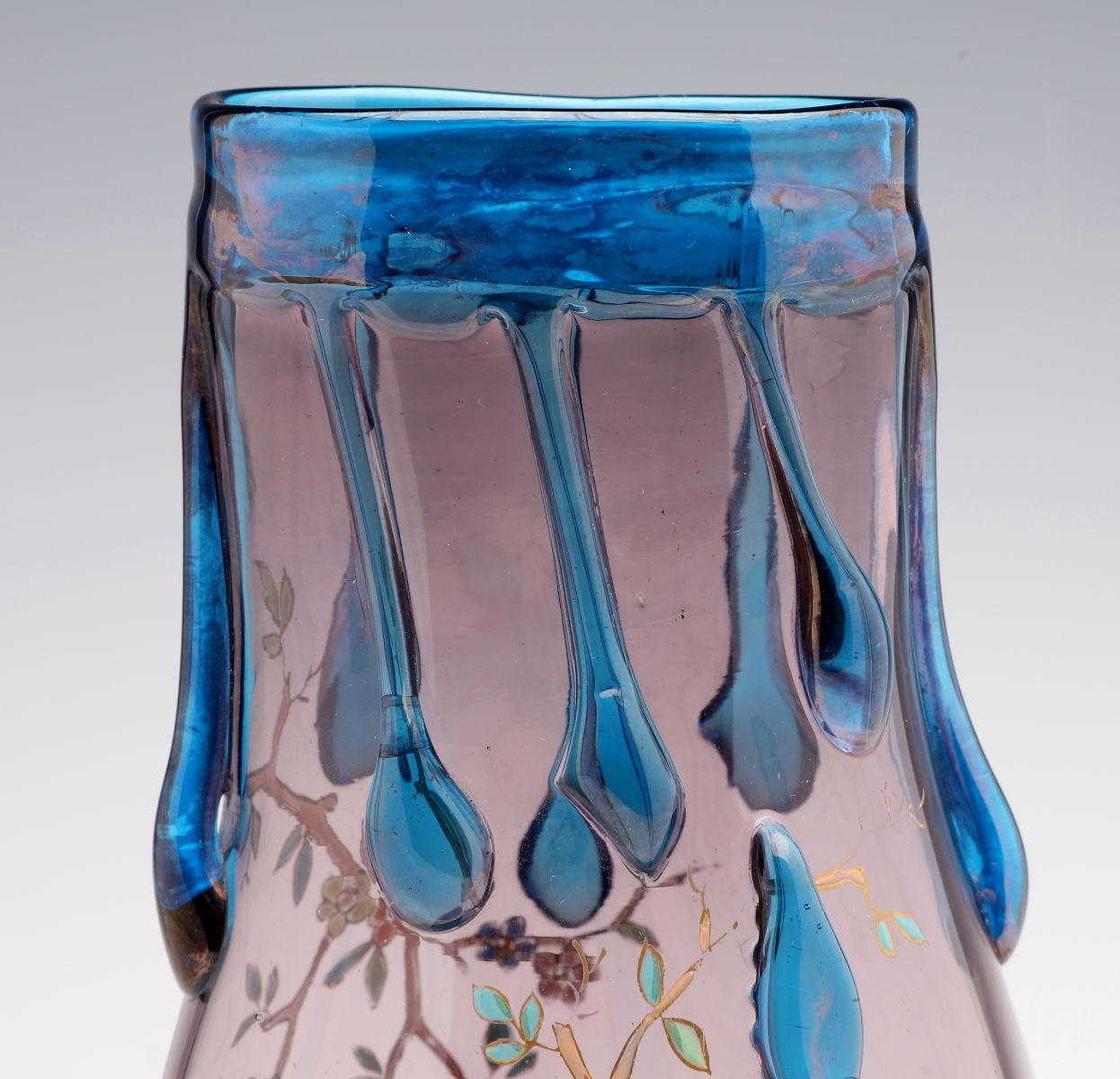 A VICTORIAN ART GLASS VASE ATTRIBUTED TO JEAN ARTHUR