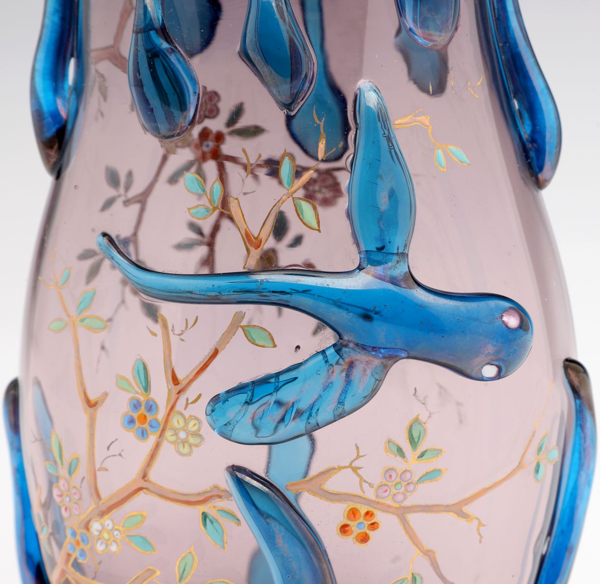 A VICTORIAN ART GLASS VASE ATTRIBUTED TO JEAN ARTHUR