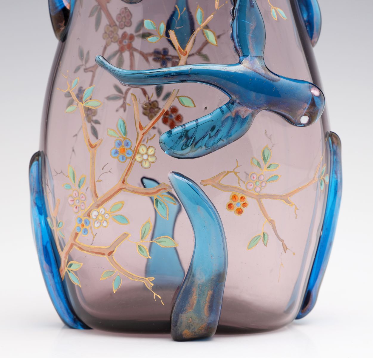 A VICTORIAN ART GLASS VASE ATTRIBUTED TO JEAN ARTHUR