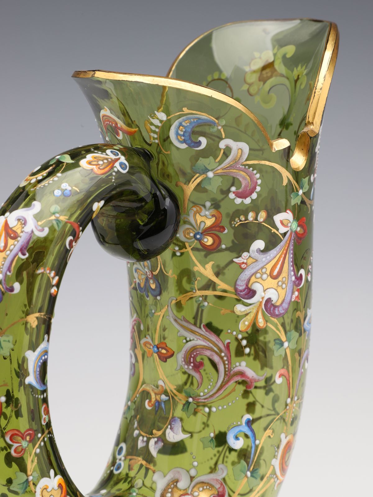 A LARGE MOSER ART GLASS HUNTING HORN WITH ENAMELING