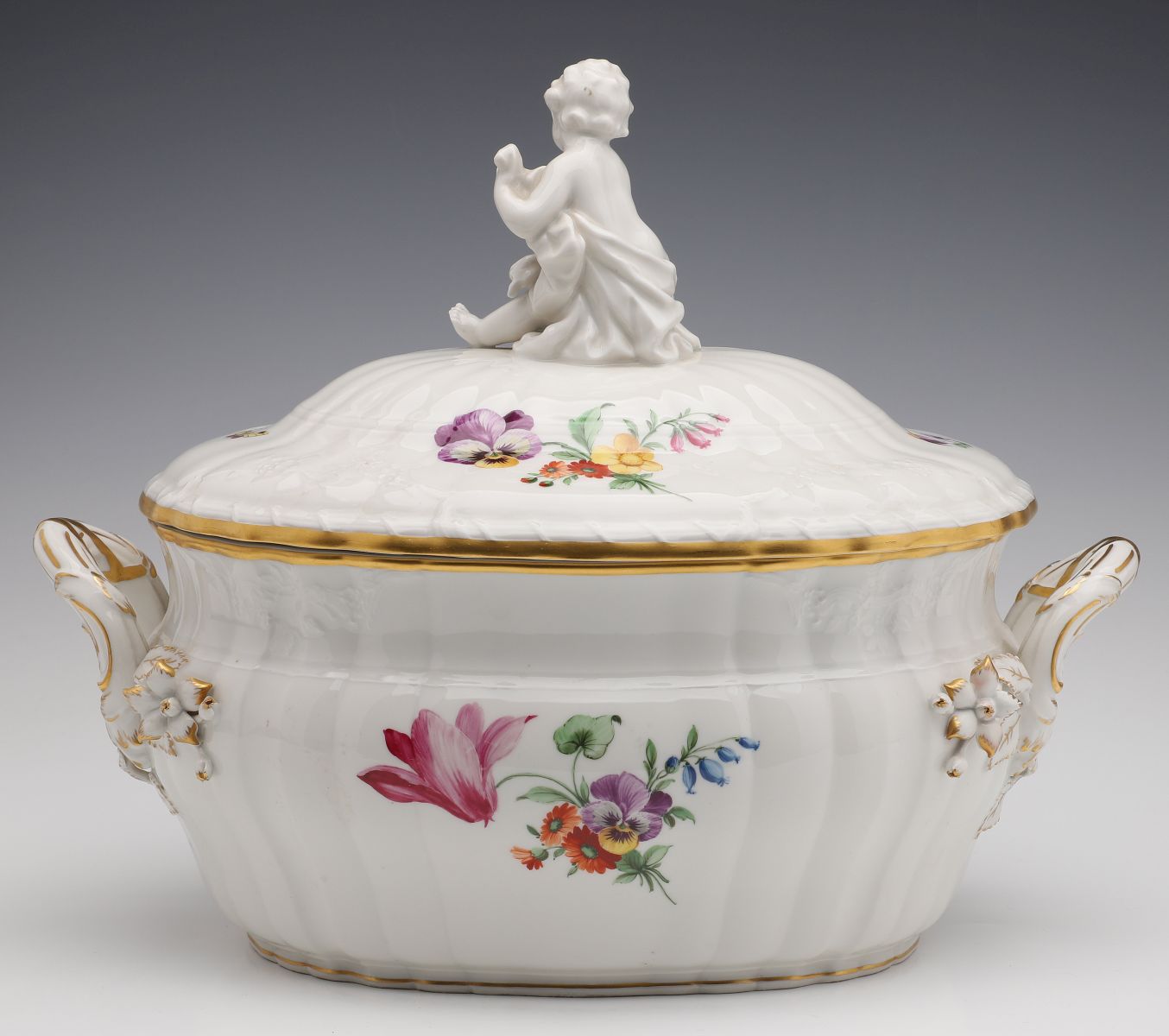 AUGARTEN AND KPM PORCELAIN TUREENS WITH PUTTO FIGURES