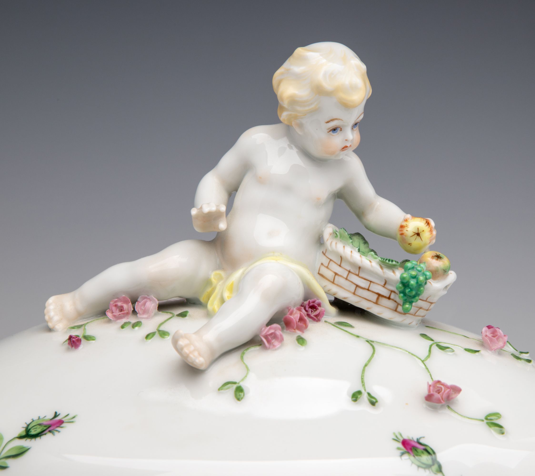 AUGARTEN AND KPM PORCELAIN TUREENS WITH PUTTO FIGURES