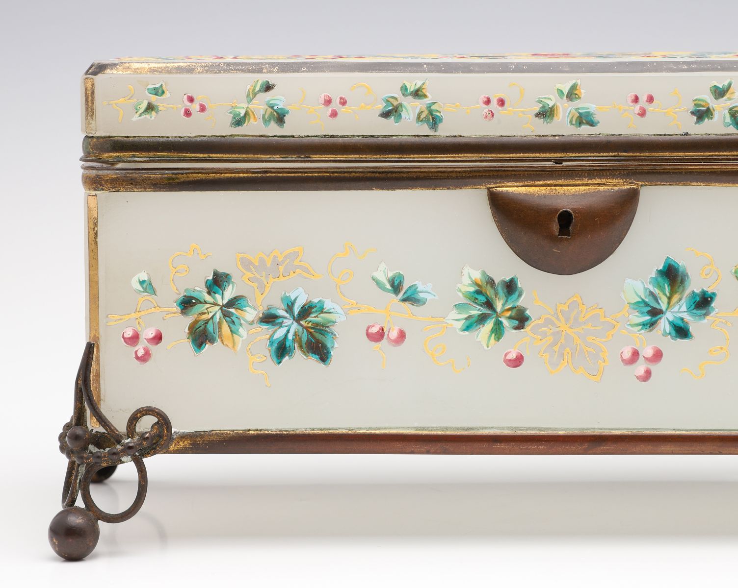 A 19C. MOSER OPALINE GLOVE BOX WITH ENAMELED LOVEBIRD