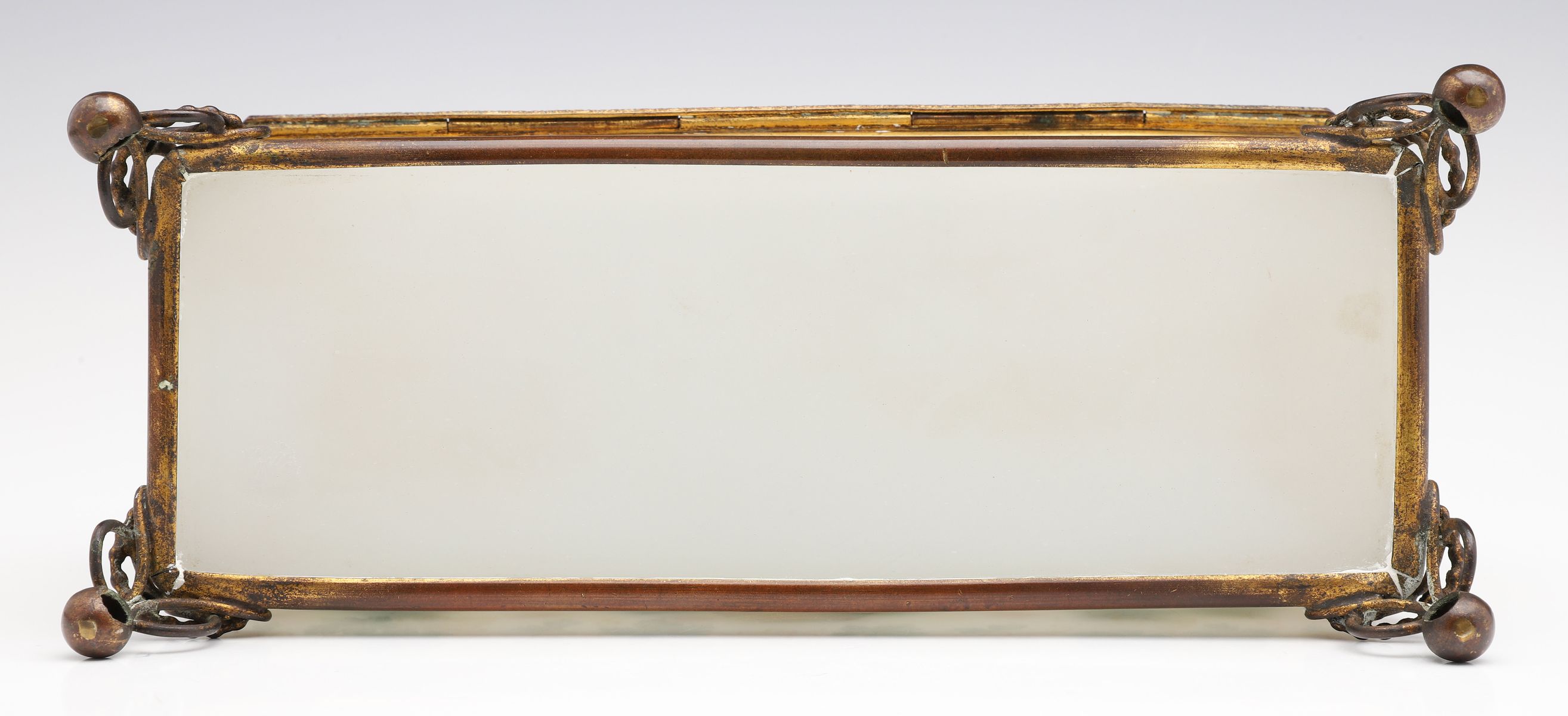 A 19C. MOSER OPALINE GLOVE BOX WITH ENAMELED LOVEBIRD