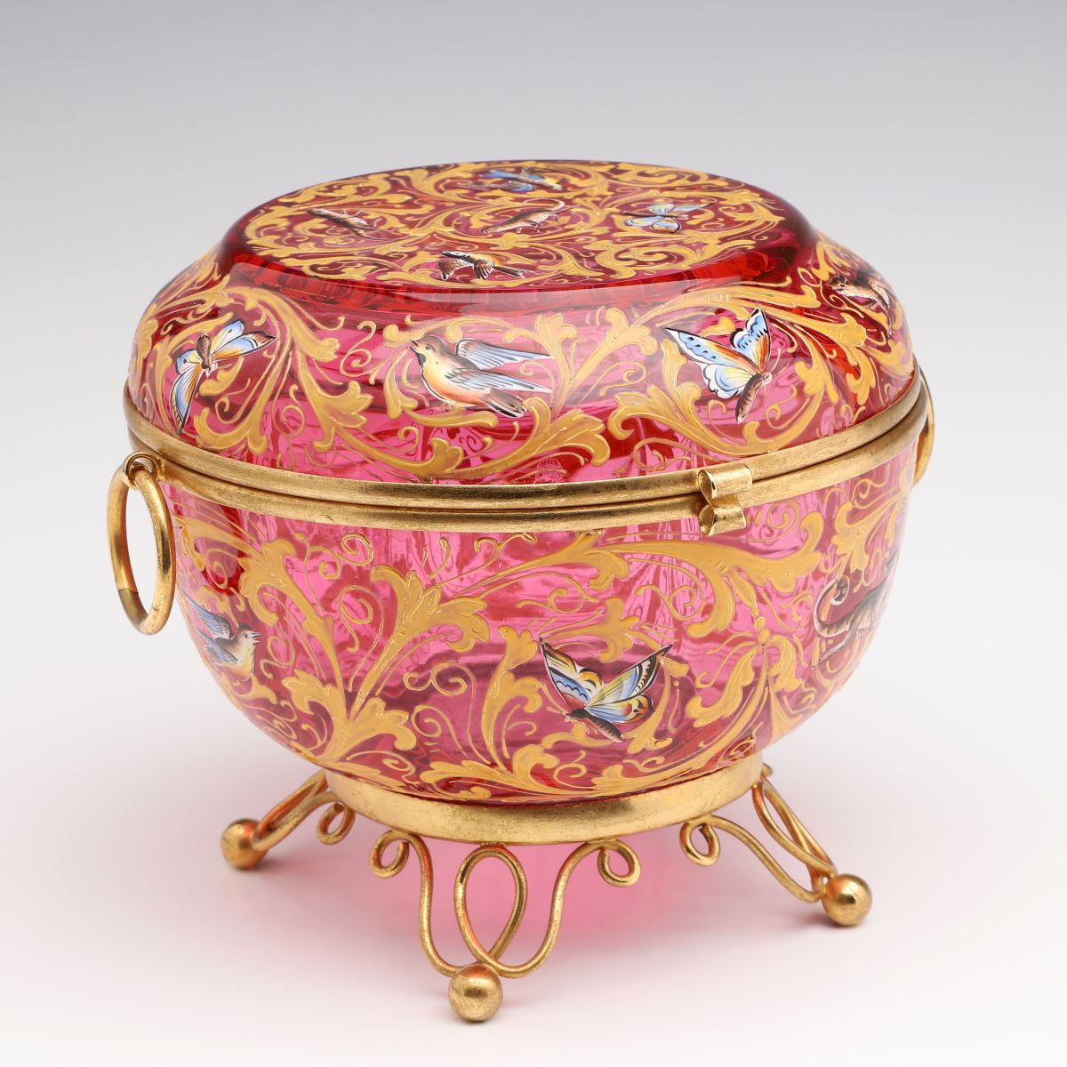 A NICE SIZED GILT AND ENAMEL DECORATED MOSER GLASS BOX