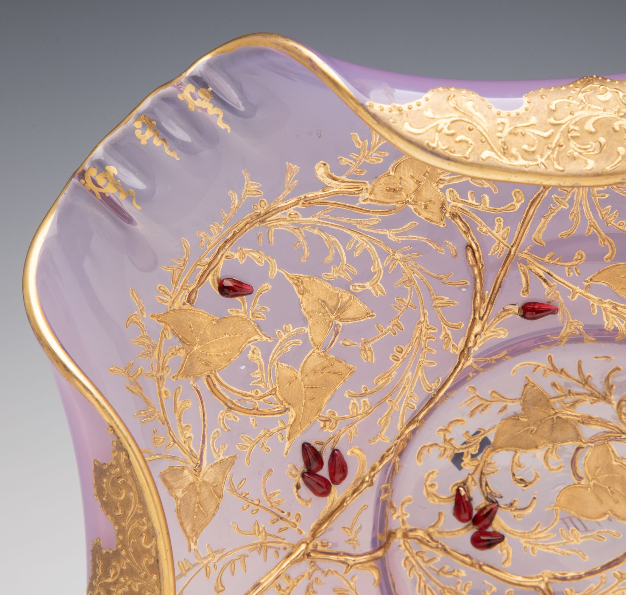 MOSER PLUM-COLORED GLASS TRAY WITH RUBY GLASS BERRIES