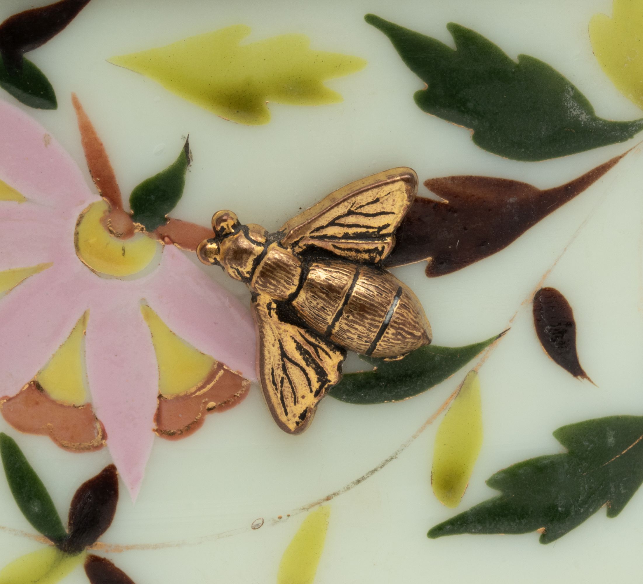 A 19C OPALINE DRESSER BOX WITH GILDED BEE APPLICATIONS