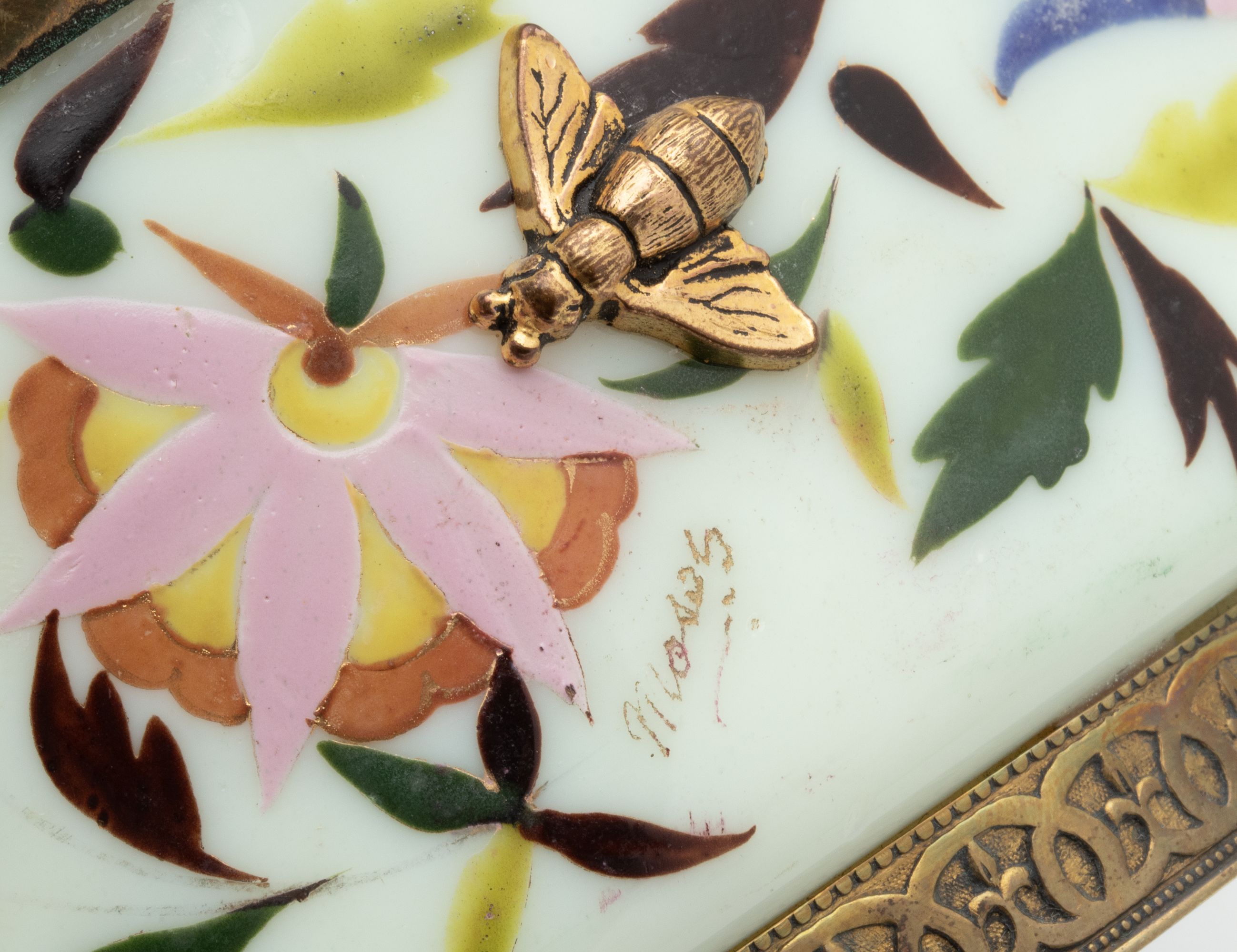 A 19C OPALINE DRESSER BOX WITH GILDED BEE APPLICATIONS