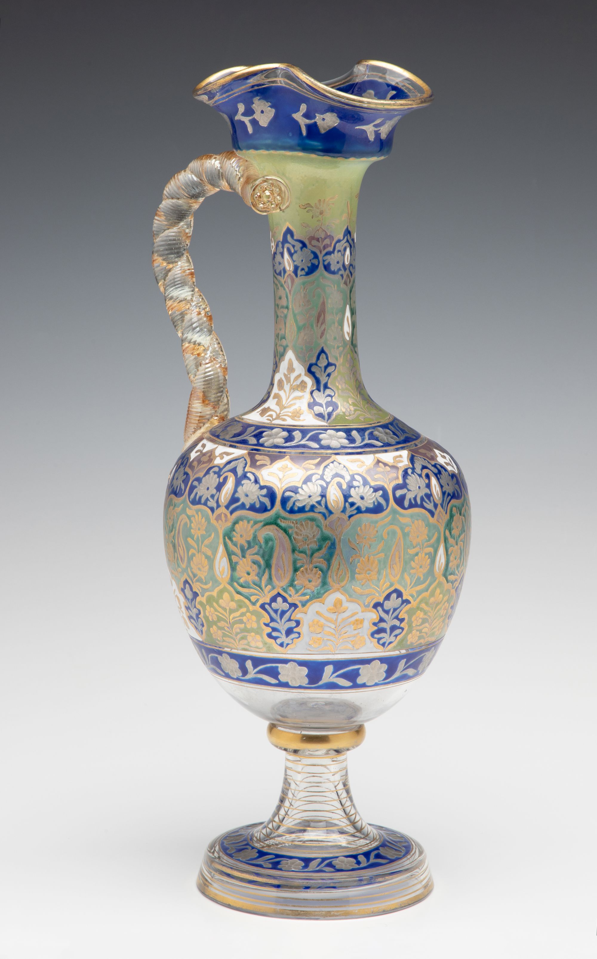 A BOHEMIAN GLASS WATER JUG ATTRIBUTED FRITZ HECKERT