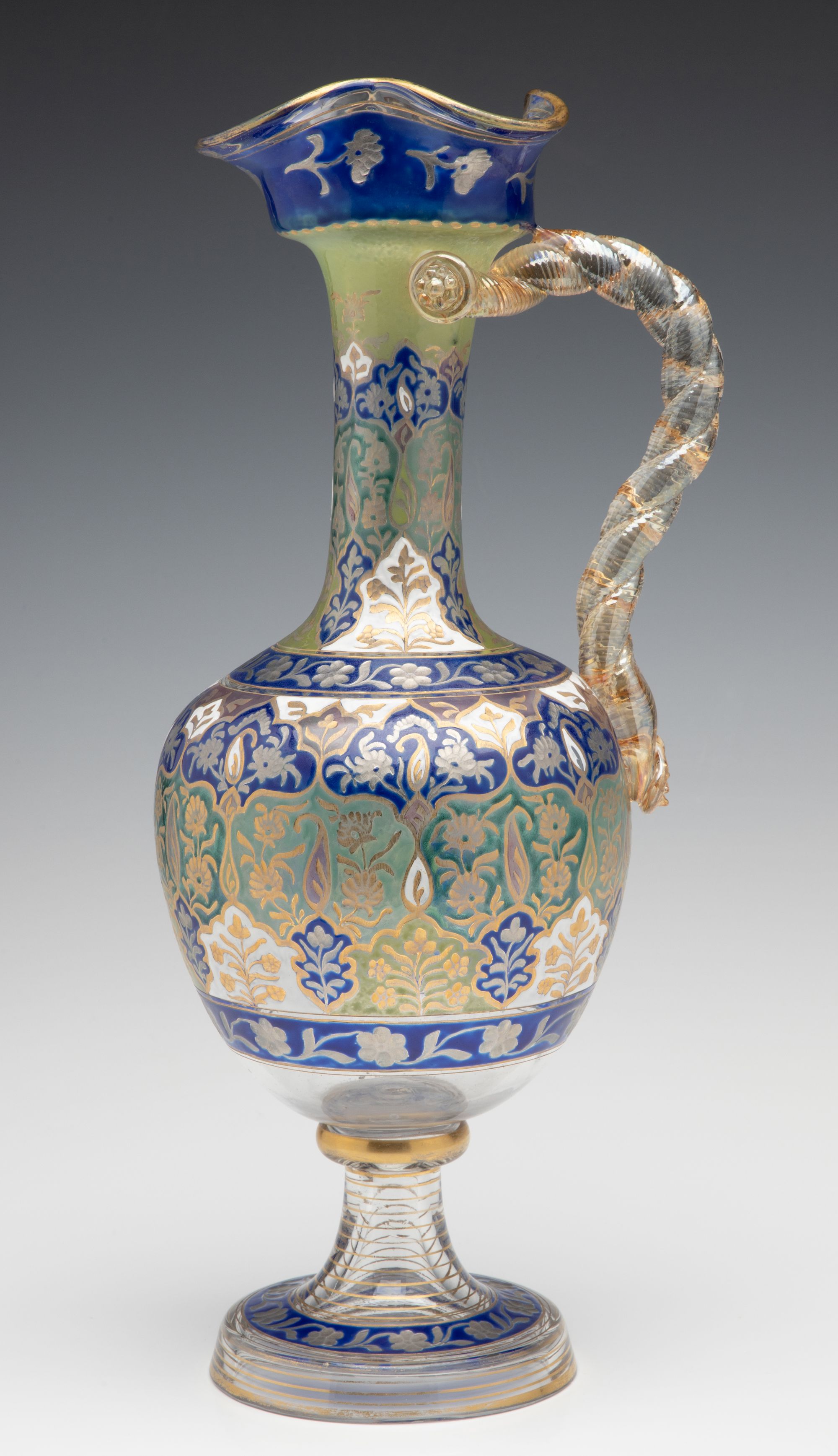 A BOHEMIAN GLASS WATER JUG ATTRIBUTED FRITZ HECKERT