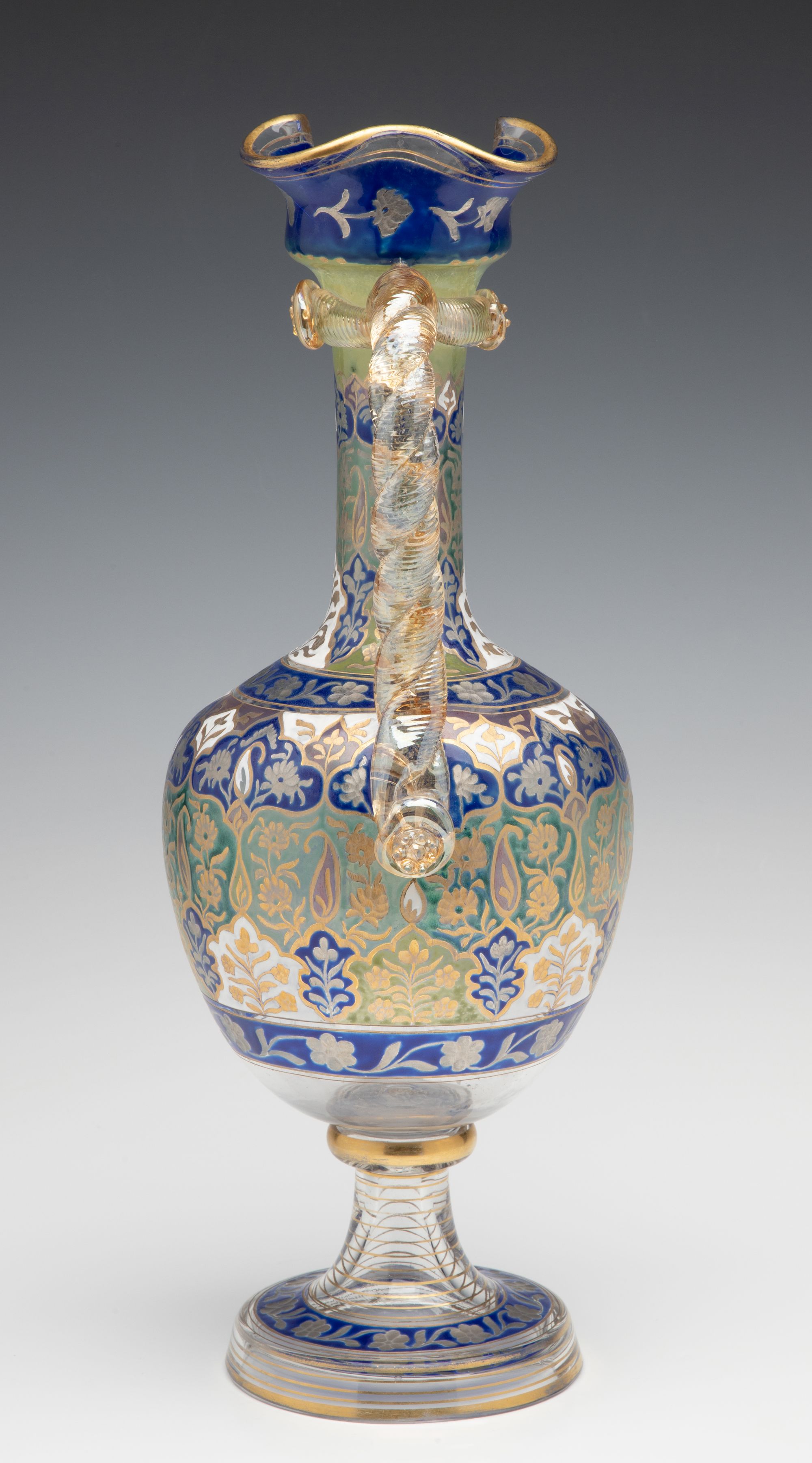 A BOHEMIAN GLASS WATER JUG ATTRIBUTED FRITZ HECKERT