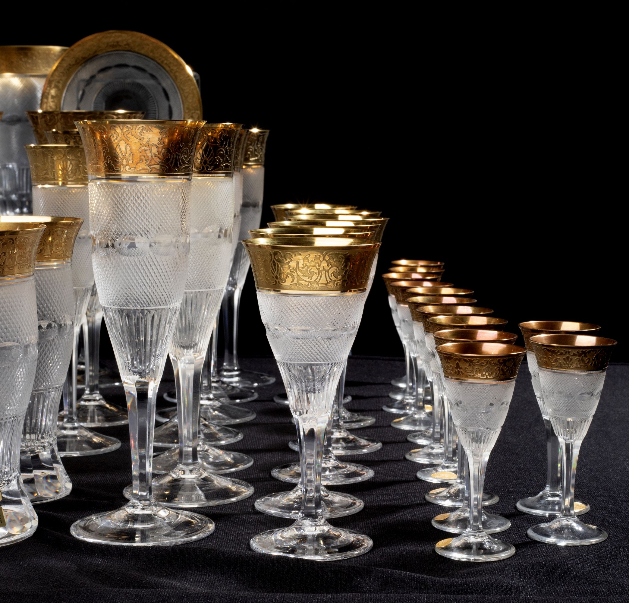 AN IMPRESSIVE 125 PC MOSER 'SPLENDID' CRYSTAL SERVICE