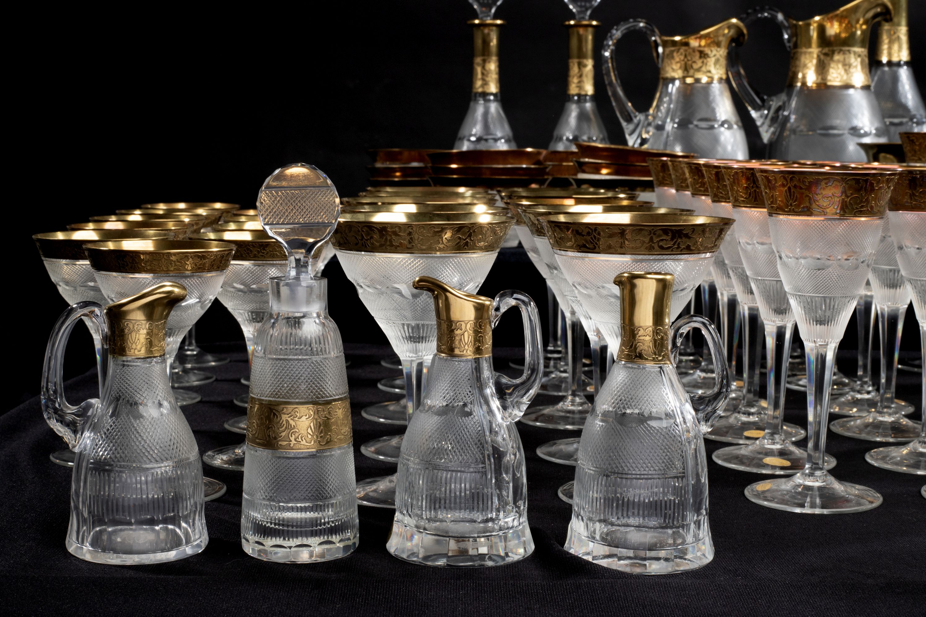 AN IMPRESSIVE 125 PC MOSER 'SPLENDID' CRYSTAL SERVICE